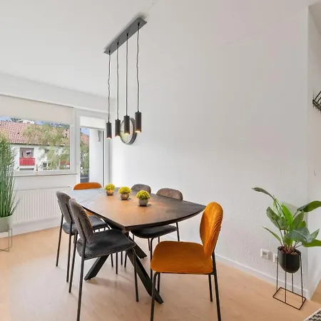 Westside Flat - 5min To Downtown Διαμέρισμα Λούντβιχσμπουργκ