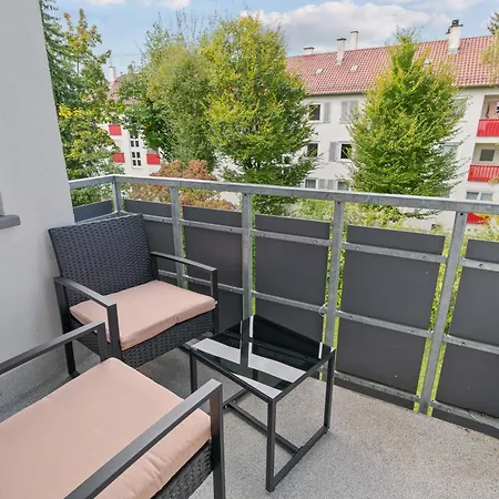 Westside Flat - 5min To Downtown *